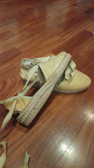 Espardeñas Falleras Doradas Talla 35