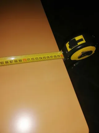 Mesa de oficina madera y metal