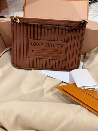 Cartera Louis Vuitton Marrón y Dorada