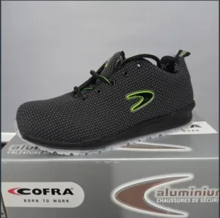 Zapatos de seguridad Cofra negros y verdes