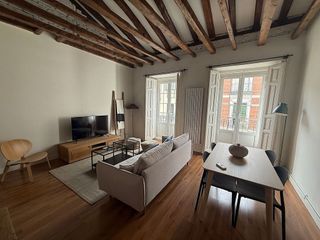 Piso en alquiler en Universidad - Malasaña en Madrid