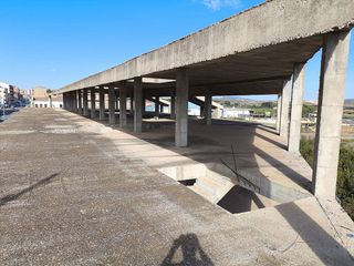 Edificio en venta en Tobarra