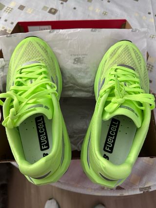 New Balance FuelCell Revel v5 Verde/Plata