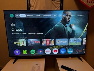 Televisor TCL50 con factura incluida si hace falta