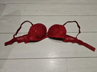 Sujetador encaje rojo relleno 90B