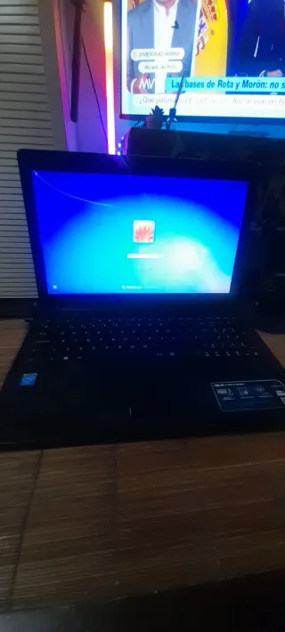 Portátil ASUS 15 Negro