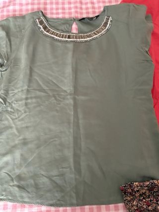 LOTE VESTIR CHICA T/M 4 PRENDAS