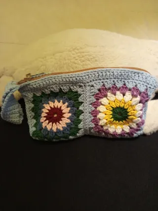 Bolso de mano tejido multicolor