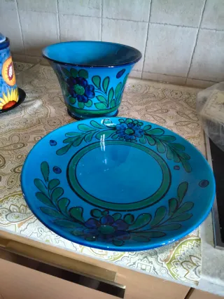 Vaso decorativo floreale blu e verde