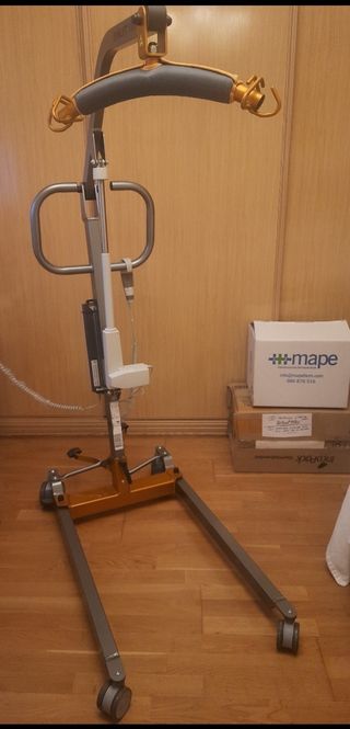 Grúa para personas con movilidad reducida