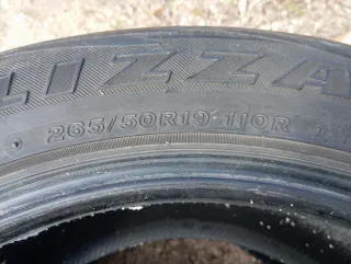 Neumático Bridgestone 265/50 R19 110Y XL