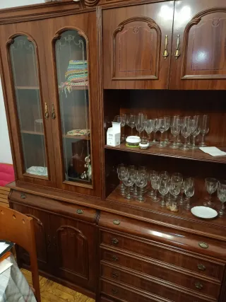 Mueble vitrina madera vintage