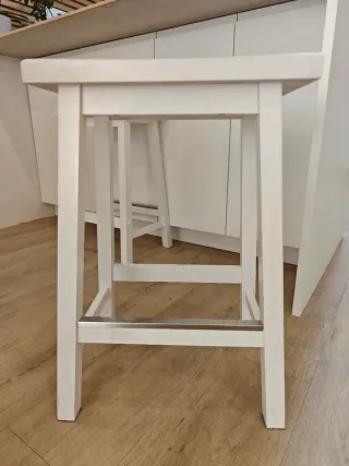 2 x Taburete bajo madera blanco