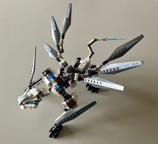 LEGO Ninjago 70748 Dragón de Titanio