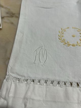 Set lenzuolo matrimoniale 2 federe ricamati a mano