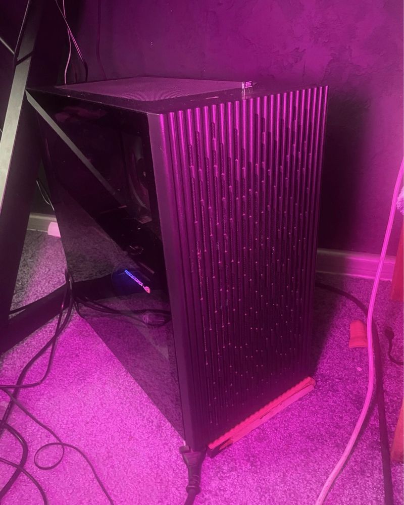 PC Gaming AM5 Ryzen 5 7500F RX 6650 XT ROG