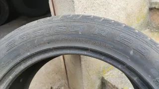 Neumático 265/50R20