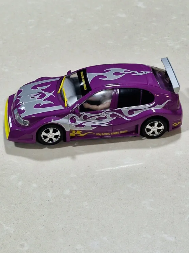 Scalextric seat tunning