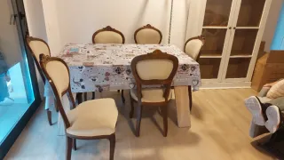 Juego de 6 Sillas y Sillón Clásico Madera