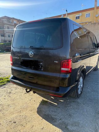 Volkswagen Caravelle 2014