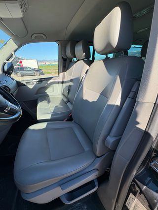 Volkswagen Caravelle 2014