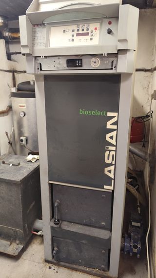 Caldera Lasian Bioselect Plus35 con mecanismo silo