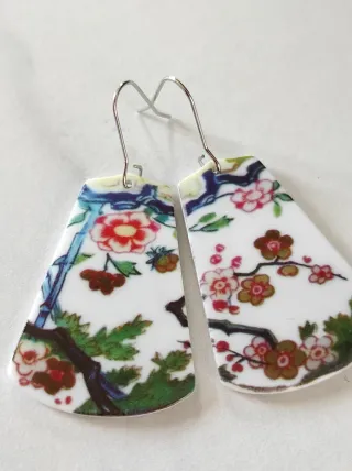Orecchini stile porcellana dipinta floreale
