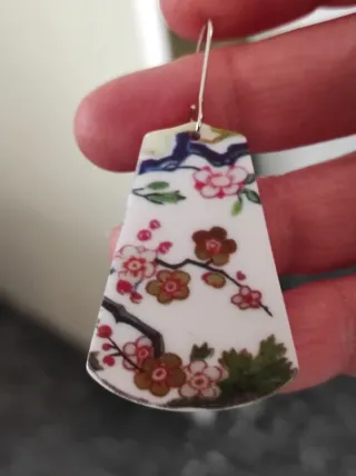 Orecchini stile porcellana dipinta floreale