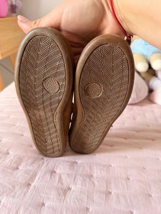 Zapatos de piel ante camel