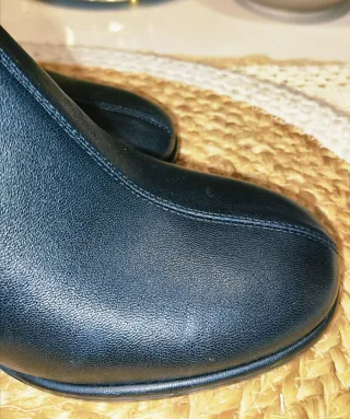 Botines Piel Negra Media Caña Talla 40