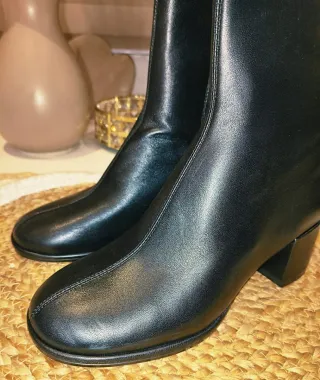 Botines Piel Negra Media Caña Talla 40