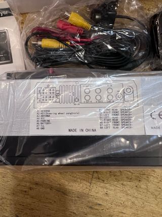 Rádio Car MP5 7" Touch + Câmara de Marcha-atrás -