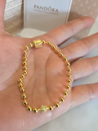 Pulsera Pandora . Lleva bolsa