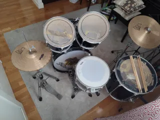 Mapex Mars + Paiste Alpha 14/16 – Completa