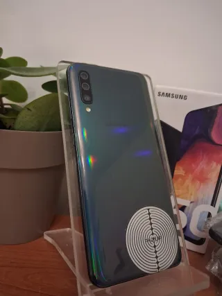 Samsung Galaxy A50