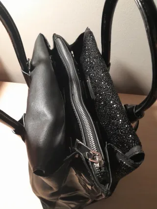 Bolso negro brillante