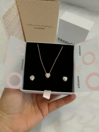 Conjunto  Collar y Pendientes