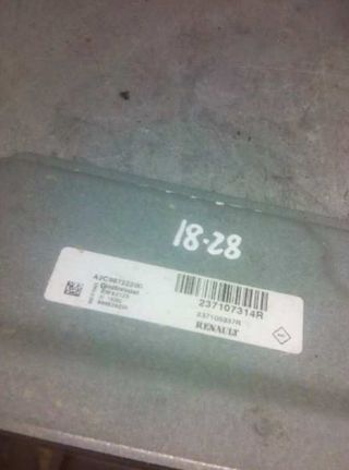 Renault 237107314r centralita clio - 1.2 mt 199437