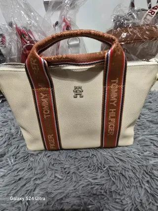 Bolso Tommy Hilfiger Rojo