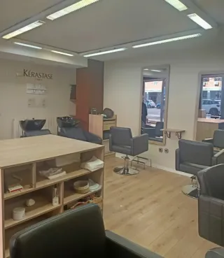 Mobiliario Peluquería Kérastase
