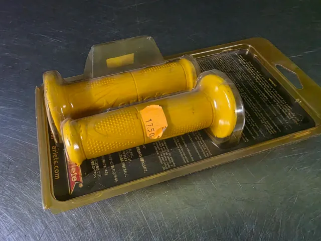 Puños Moto Ariete Amarillos