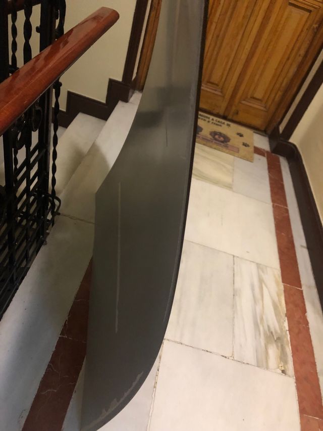 Adorno YSL Oro Efecto Espejo