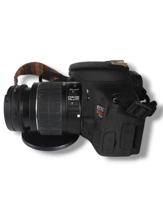 Cámara Canon EOS Rebel T3i EF-S 18-55mm