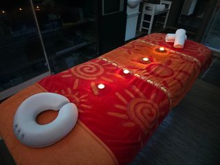 40€ Masajista Titulado Centro Profesional Terapias