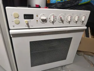 Horno y vitrocerámica Balay