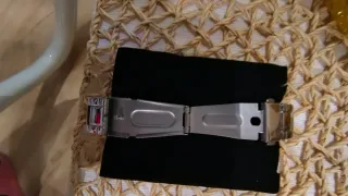 Orologio da donna con zirconi