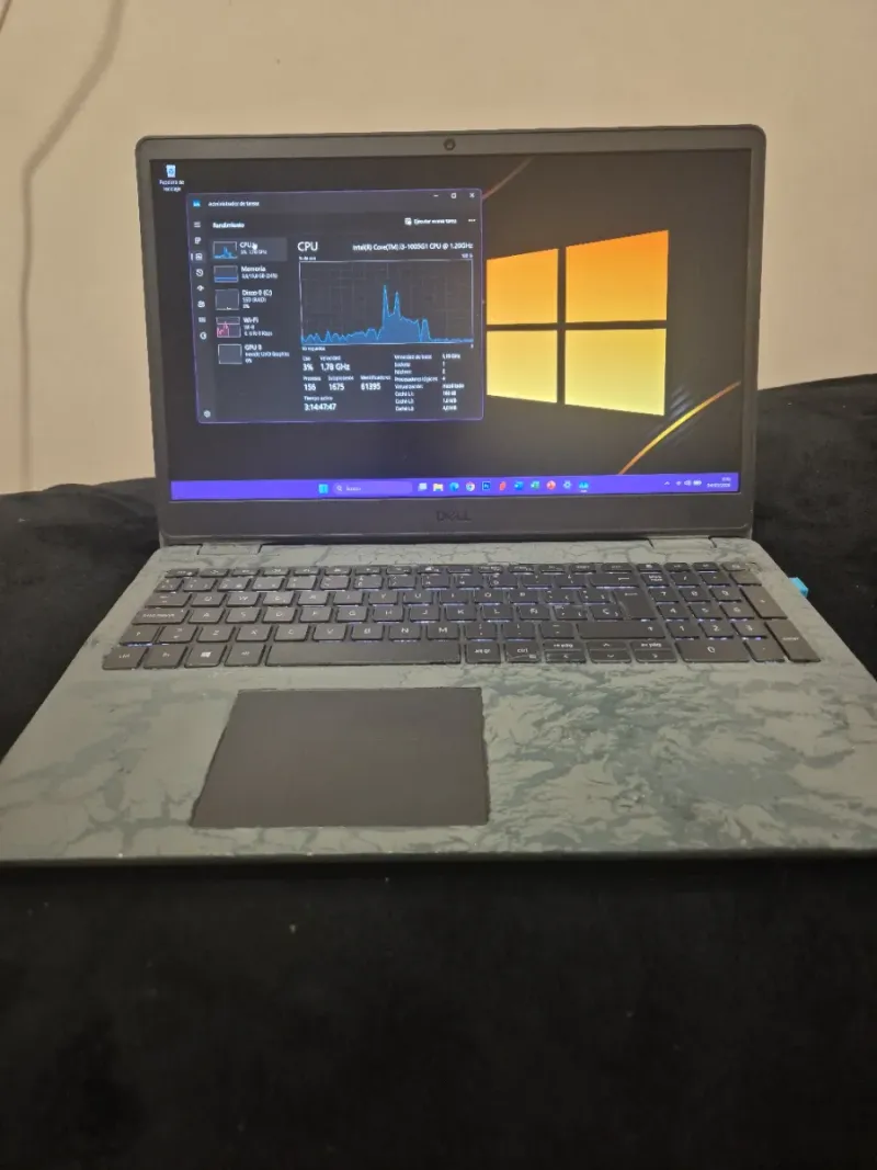 Portátil Dell i3-1005G1, 16gb, M2 250gb, W11