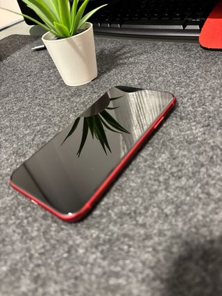 iPhone 11 64GB Rojo