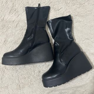 Botines calcetín plataforma negros