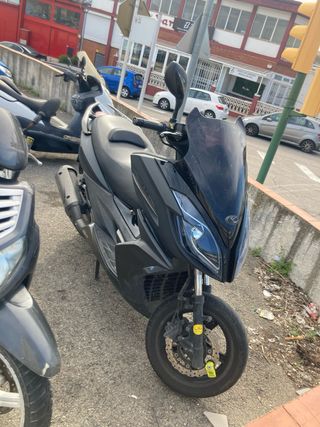 Kymco Kxct 125cc Maxi Scooter Negra